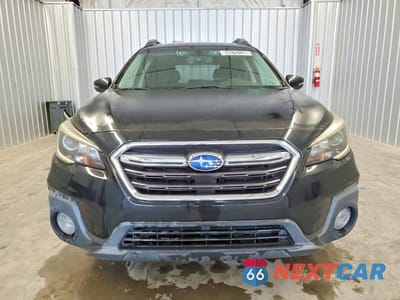 Piąte zdjęcie samochodu w środku: 2018 SUBARU OUTBACK 2.5I PREMIUM VIN:4S4BSAFCXJ3250979 - miniatura