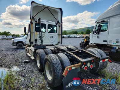 Drugie zdjęcie samochodu z przodu: 2021 FREIGHTLINER CASCADIA 1 - SEMI TRUCK VIN:3AKJHTDV6MSMS7978 - miniatura