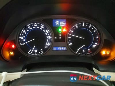 Zdjęcie 9 z 13 samochodu: 2009 LEXUS IS 250 VIN:JTHCK262495032220 - miniatura