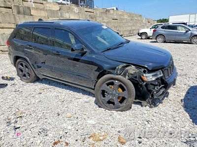 Czwarte zdjęcie samochodu z boku: 2019 JEEP GRAND CHEROKEE LAREDO VIN:1C4RJFAG1KC739849 - miniatura