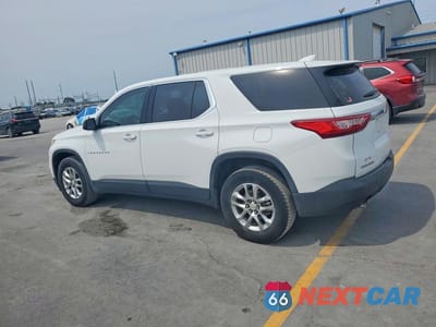 Drugie zdjęcie samochodu z przodu: 2019 CHEVROLET TRAVERSE LS VIN:1GNERFKW6KJ246975 - miniatura