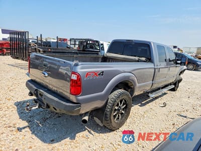 Trzecie zdjęcie samochodu z tyłu: 2014 FORD F350 SUPER DUTY VIN:1FT8W3BT5EEB64882 - miniatura