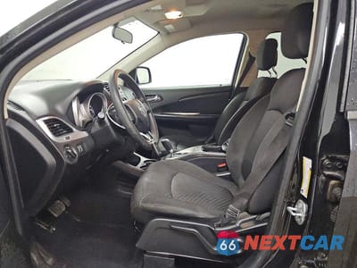 Zdjęcie 7 z 13 samochodu: 2018 DODGE JOURNEY SE VIN:3C4PDCAB4JT310581 - miniatura