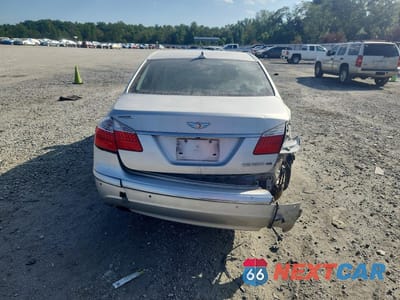Zdjęcie 6 z 12 samochodu: 2011 HYUNDAI GENESIS 4.6L VIN:KMHGC4DF8BU132961 - miniatura