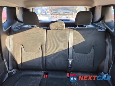 Zdjęcie 10 z 14 samochodu: 2016 JEEP RENEGADE SPORT VIN:ZACCJAATXGPD11643 - miniatura