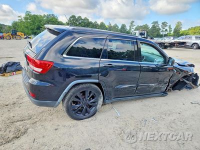 Trzecie zdjęcie samochodu z tyłu: 2013 JEEP GRAND CHEROKEE LAREDO VIN:1C4RJFAG0DC562021 - miniatura