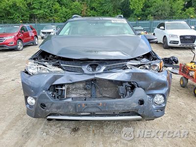 Piąte zdjęcie samochodu w środku: 2015 TOYOTA RAV4 LIMITED VIN:JTMDFREV5FD159686 - miniatura