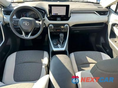 Zdjęcie 6 z 10 samochodu: 2025 TOYOTA RAV4 HYBRID XLE VIN:4T3RWRFV2SU201815 - miniatura