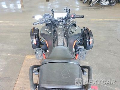 Zdjęcie 6 z 10 samochodu: 2025 CAN-AM SPYDER ROADSTER F3-S VIN:2BXRDDD21SV000197 - miniatura