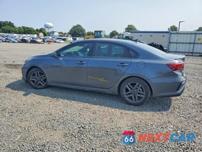 Drugie zdjęcie samochodu z przodu: 2021 KIA FORTE GT LINE VIN:3KPF34AD1ME400267 - miniatura