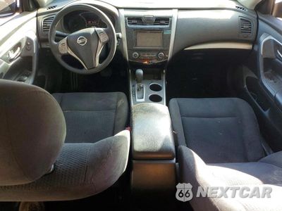 Zdjęcie 8 z 12 samochodu: 2015 NISSAN ALTIMA 2.5 S VIN:1N4AL3AP1FN900125 - miniatura