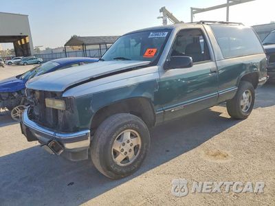 1995 CHEVROLET TAHOE K1500 3GNEK18K4SG109868 - główne zdjęcie licytacji z USA - miniatura