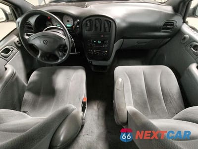 Zdjęcie 8 z 13 samochodu: 2004 DODGE GRAND CARAVAN SE VIN:1D4GP24R44B584012 - miniatura