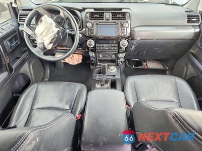 Zdjęcie 8 z 14 samochodu: 2019 TOYOTA 4RUNNER LIMITED NIGHTSHADE VIN:JTEBU5JR6K5637144 - miniatura