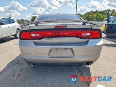 Zdjęcie 6 z 12 samochodu: 2014 DODGE CHARGER SXT VIN:2C3CDXHG2EH260886 - miniatura