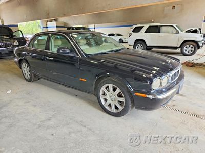 Czwarte zdjęcie samochodu z boku: 2004 JAGUAR XJ8 VIN:SAJEA71C74SG01571 - miniatura