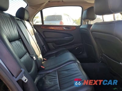 Zdjęcie 10 z 13 samochodu: 2009 JAGUAR XJ8 L VIN:SAJWA79B99SH31570 - miniatura