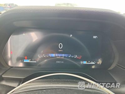 Zdjęcie 9 z 13 samochodu: 2025 JEEP GRAND CHEROKEE L LAREDO VIN:1C4RJKAG0S8665061 - miniatura