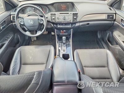 Zdjęcie 8 z 13 samochodu: 2016 HONDA ACCORD SPORT VIN:1HGCR2F55GA125308 - miniatura