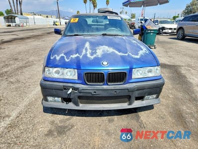 Piąte zdjęcie samochodu w środku: 1998 BMW 323 IC VIN:WBABJ7329WEA15202 - miniatura