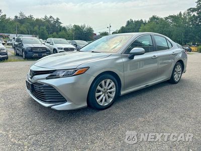 Drugie zdjęcie samochodu z przodu: 2018 TOYOTA CAMRY LE VIN:4T1B11HK5JU584516 - miniatura