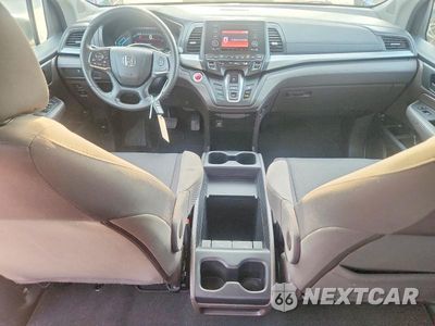 Zdjęcie 8 z 13 samochodu: 2019 HONDA ODYSSEY LX VIN:5FNRL6H26KB115844 - miniatura
