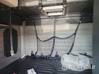 Zdjęcie 10 z 13 samochodu: 2019 FREIGHTLINER CASCADIA 126 SEMI TRUCK VIN:3AKJHHDR9KSKF4952 - miniatura