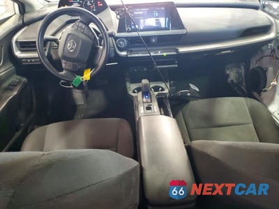 Zdjęcie 8 z 13 samochodu: 2023 TOYOTA PRIUS LE VIN:JTDADABU2P3002338 - miniatura