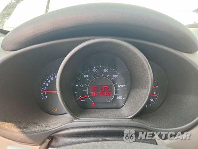 Zdjęcie 9 z 12 samochodu: 2015 KIA SOUL + VIN:KNDJP3A50F7189910 - miniatura