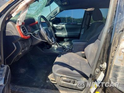 Zdjęcie 7 z 12 samochodu: 2020 TOYOTA TACOMA TRD SPORT VIN:5TFCZ5AN7LX222573 - miniatura