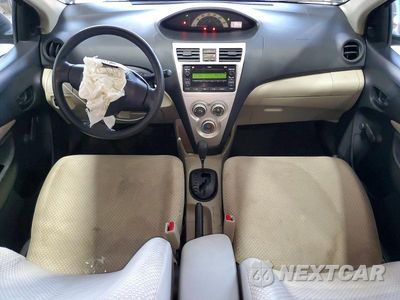 Zdjęcie 8 z 13 samochodu: 2007 TOYOTA YARIS BASE VIN:JTDBT923371113456 - miniatura