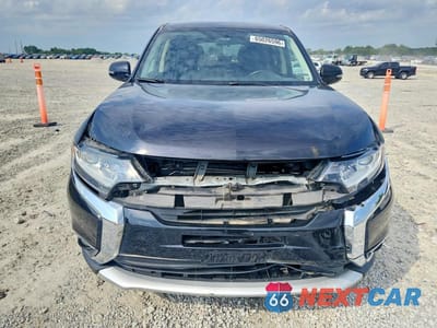 Piąte zdjęcie samochodu w środku: 2016 MITSUBISHI OUTLANDER SE VIN:JA4AD3A31GZ048996 - miniatura