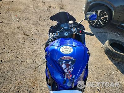 Zdjęcie 6 z 9 samochodu: 2016 YAMAHA YZFR6 VIN:JYARJ16E2GA035491 - miniatura