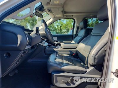 Zdjęcie 7 z 14 samochodu: 2025 FORD EXPEDITION ACTIVE VIN:1FMJU1J88SEA23157 - miniatura