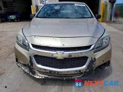 Piąte zdjęcie samochodu w środku: 2015 CHEVROLET MALIBU LS VIN:1G11B5SL0FF133942 - miniatura