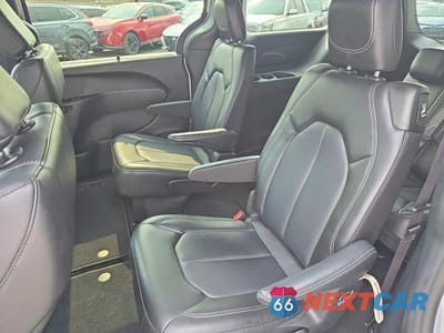 Zdjęcie 11 z 15 samochodu: 2025 CHRYSLER PACIFICA SELECT VIN:2C4RC1BG8SR512113 - miniatura