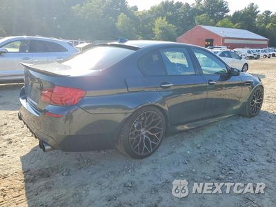 Trzecie zdjęcie samochodu z tyłu: 2013 BMW M5 VIN:WBSFV9C58DC773884 - miniatura