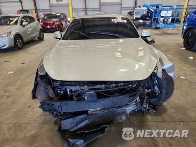 Piąte zdjęcie samochodu w środku: 2017 INFINITI Q60 3.0T SPORT VIN:JN1EV7EKXHM362970 - miniatura