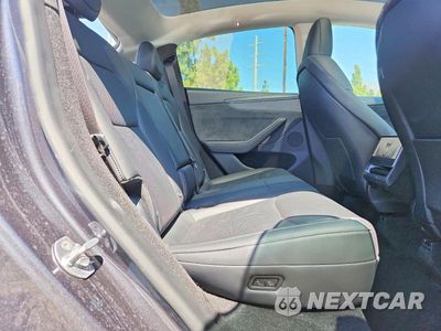 Zdjęcie 10 z 13 samochodu: 2026 TESLA MODEL Y VIN:7SAYGDEE7TF375497 - miniatura