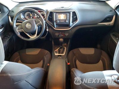 Zdjęcie 8 z 13 samochodu: 2016 JEEP CHEROKEE SPORT VIN:1C4PJLAB1GW347129 - miniatura
