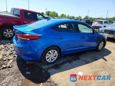 Trzecie zdjęcie samochodu z tyłu: 2017 HYUNDAI ELANTRA SE VIN:KMHD74LF1HU400685 - miniatura