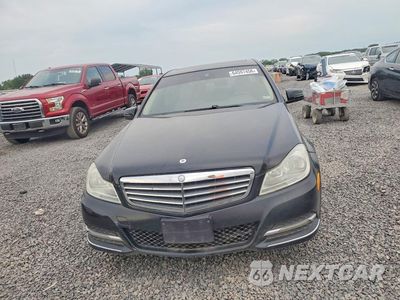 Piąte zdjęcie samochodu w środku: 2013 MERCEDES-BENZ C 300 4MATIC VIN:WDDGF8ABXDR242054 - miniatura
