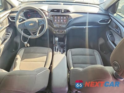 Zdjęcie 8 z 13 samochodu: 2021 CHEVROLET TRAILBLAZER LT VIN:KL79MPSL1MB068388 - miniatura