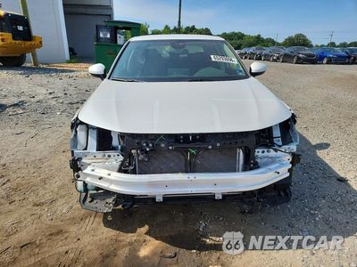 Piąte zdjęcie samochodu w środku: 2026 HONDA CIVIC LX VIN:2HGFE2F22TH575945 - miniatura