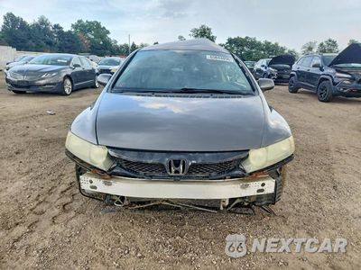 Piąte zdjęcie samochodu w środku: 2010 HONDA CIVIC LX VIN:19XFA1F58AE046684 - miniatura