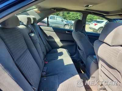 Zdjęcie 10 z 12 samochodu: 2005 TOYOTA CAMRY LE VIN:4T1BE32K25U074669 - miniatura