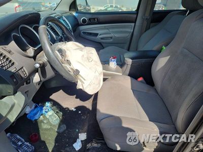 Zdjęcie 7 z 12 samochodu: 2014 TOYOTA TACOMA V6 VIN:3TMLU4EN6EM140992 - miniatura