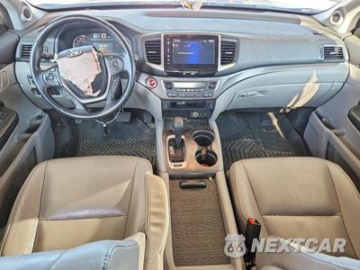Zdjęcie 8 z 13 samochodu: 2017 HONDA PILOT EXL VIN:5FNYF6H52HB050626 - miniatura