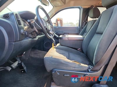 Zdjęcie 7 z 12 samochodu: 2009 CHEVROLET SILVERADO K1500 LT VIN:1GCEK29089Z209154 - miniatura