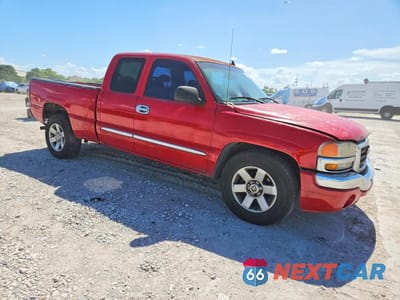 Czwarte zdjęcie samochodu z boku: 2006 GMC NEW SIERRA C1500 VIN:1GTEC19T26Z150325 - miniatura
